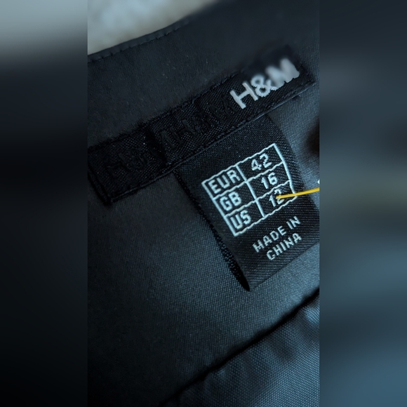 H&M Black Sequin Satin Dress Y2K Style - Picture 13 of 15